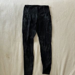 Black/gray tie dye leggings